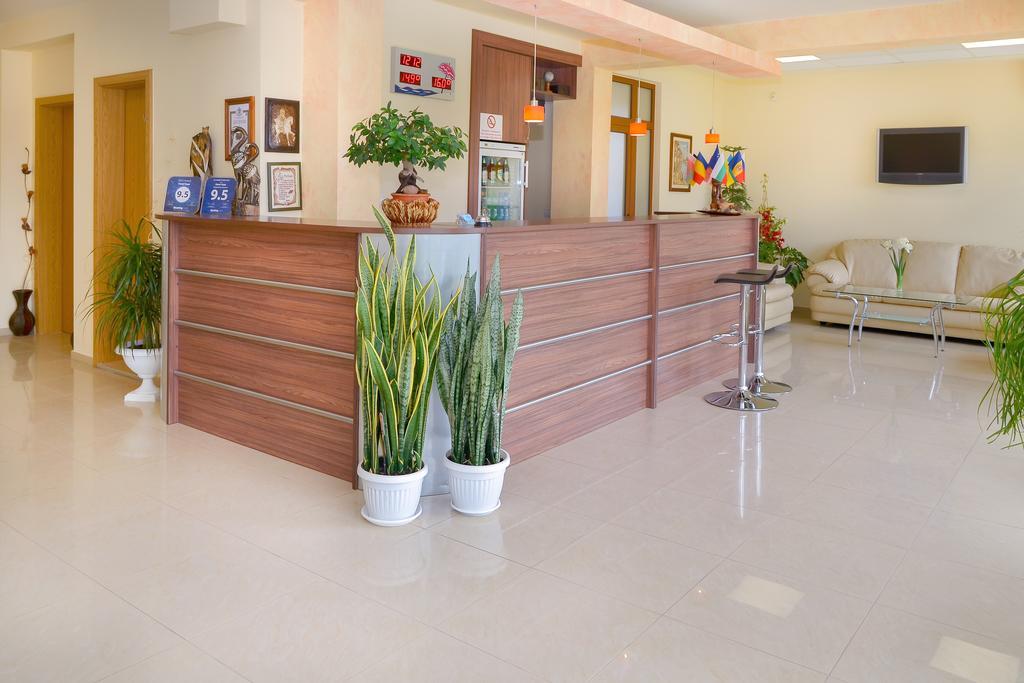 Family Hotel Vega Saints Constantine and Helena ภายนอก รูปภาพ
