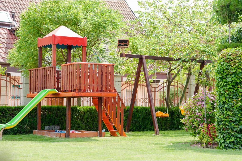 Family Hotel Vega Saints Constantine and Helena ภายนอก รูปภาพ