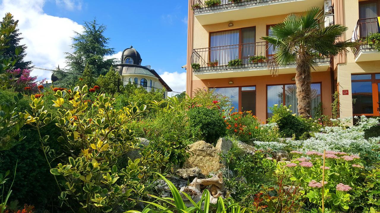 Family Hotel Vega Saints Constantine and Helena ภายนอก รูปภาพ